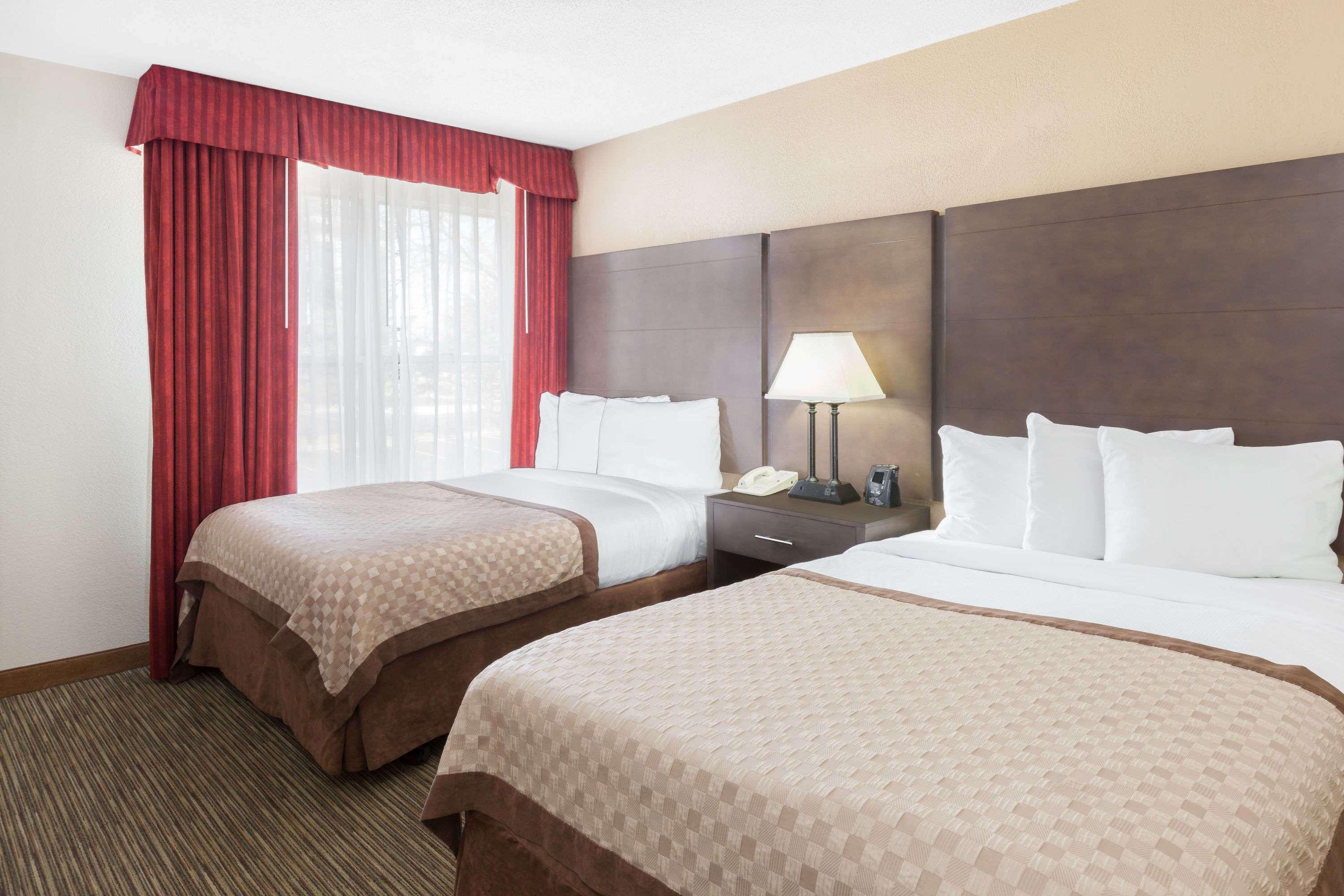 Affordable Suites Of America Detroit-Warren Eksteriør bilde